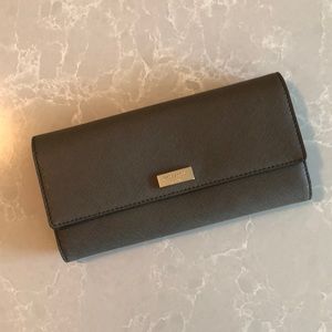 Kate Spade Gray Wallet